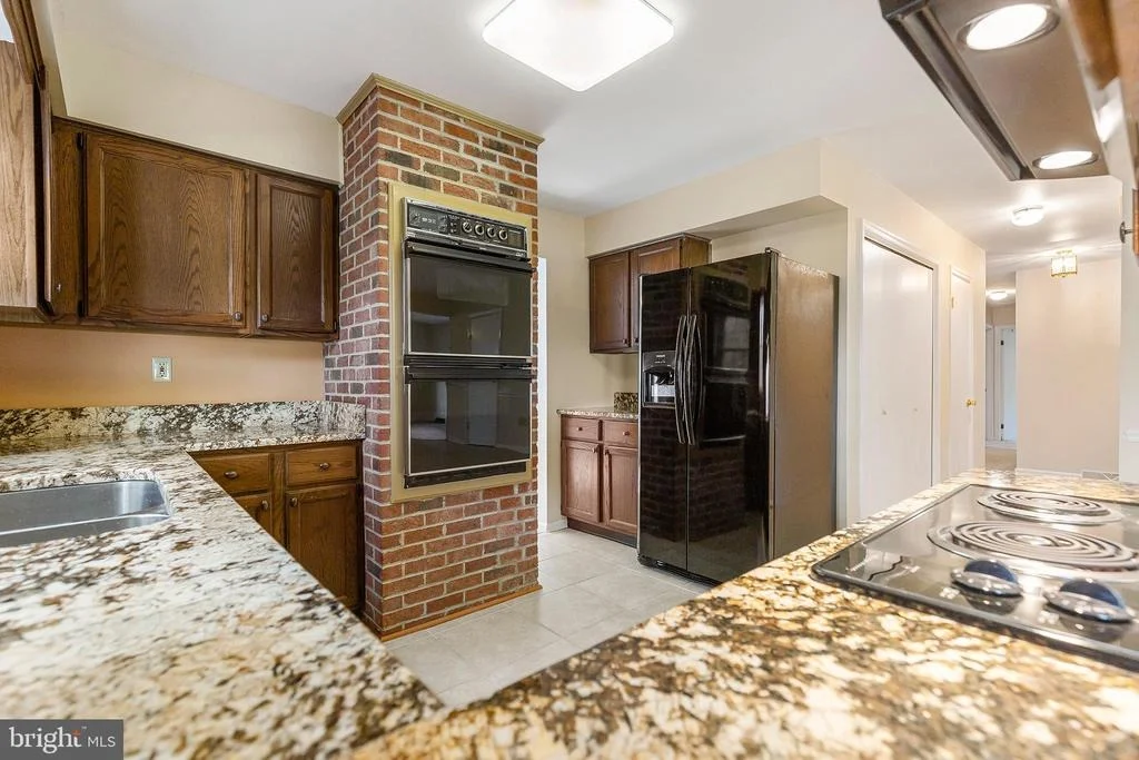 Photo of 1386 REDWOOD CIRCLE