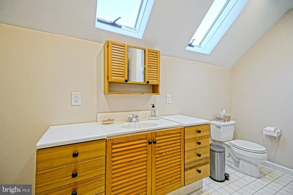 Photo of 24 ARNELL ROAD