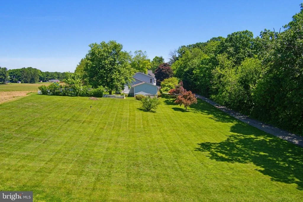 Photo of 2621 BRADDOCK ROAD
