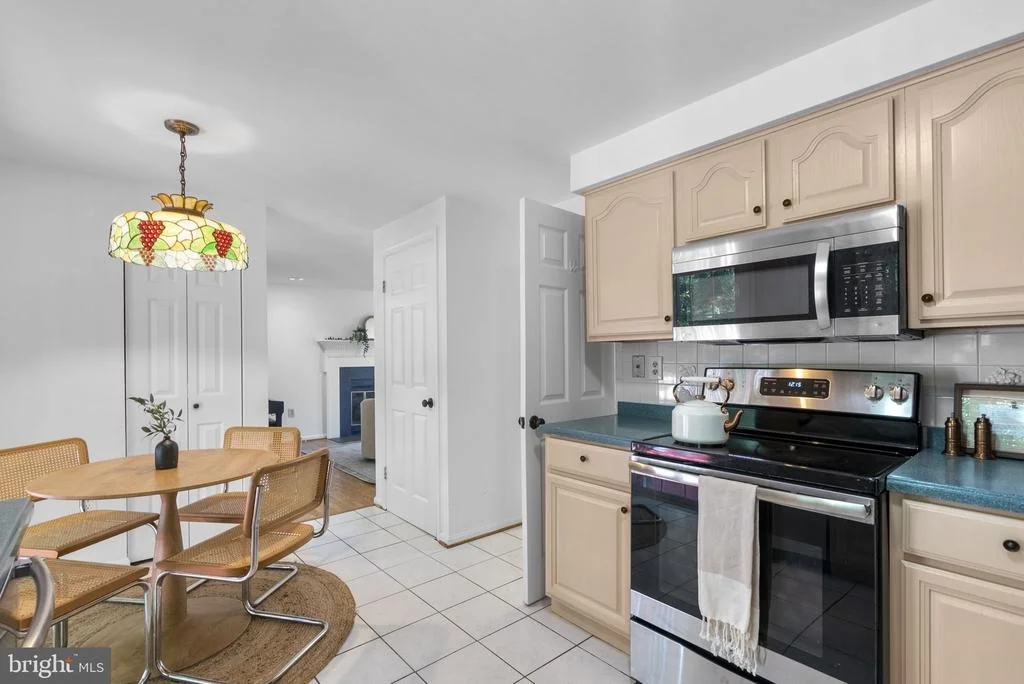 Photo of 2229 DECKMAN LANE