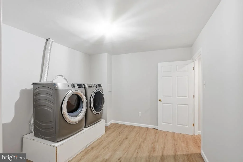 Photo of 2592 JOHN MILTON DRIVE