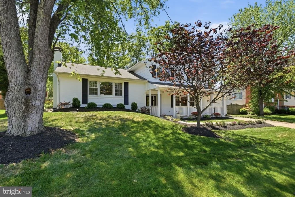 Photo of 15011 TARLETON DRIVE