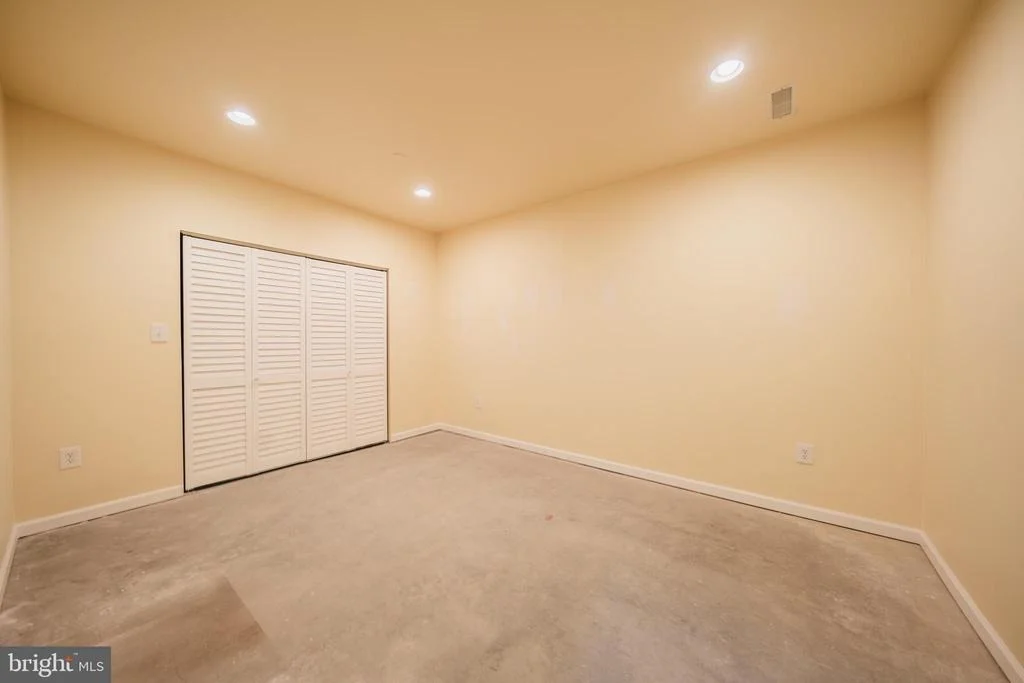 Photo of 2944 AMERICAN EAGLE BOULEVARD