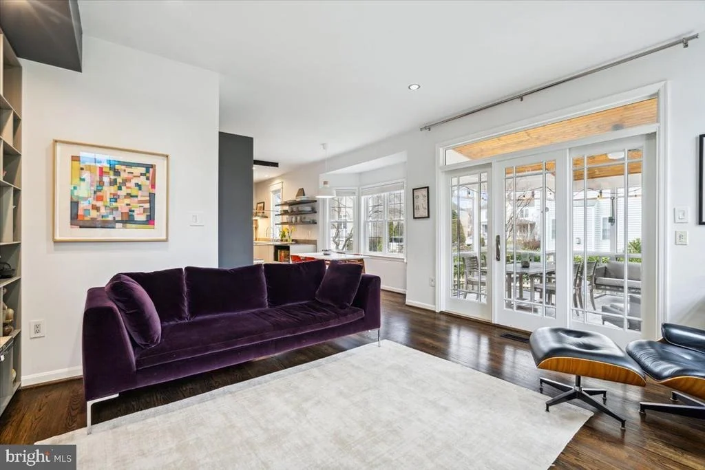 Photo of 2554 BEAR DEN ROAD