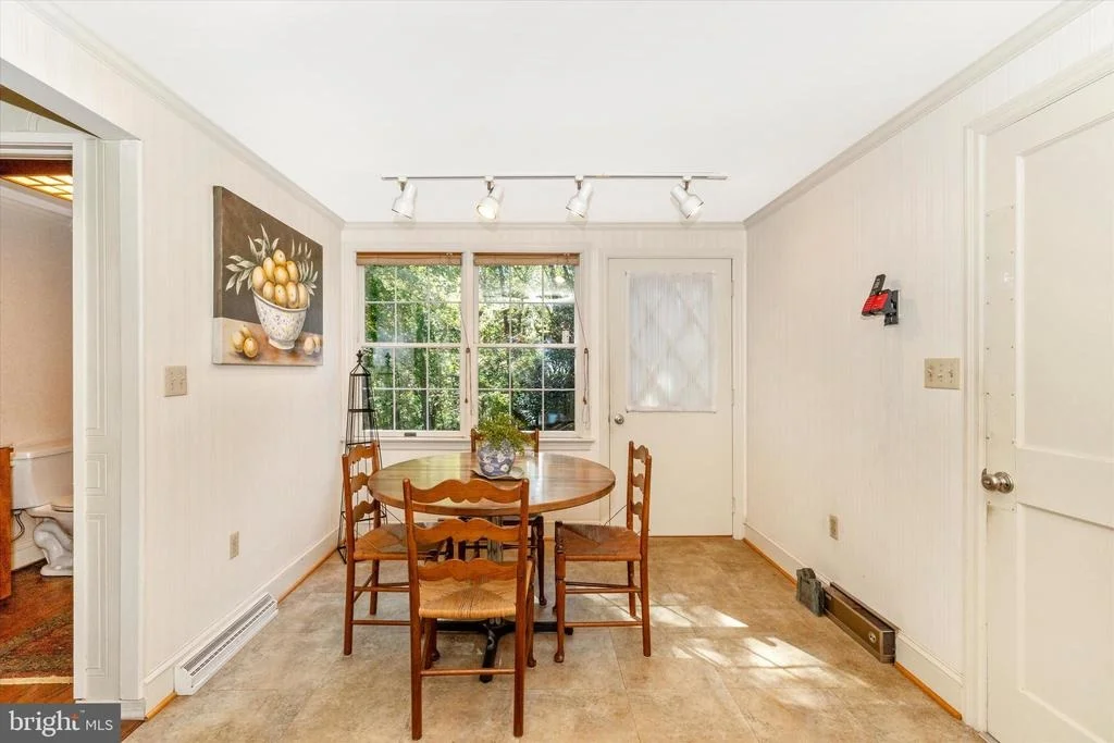 Photo of 5433 SHOOKSTOWN ROAD