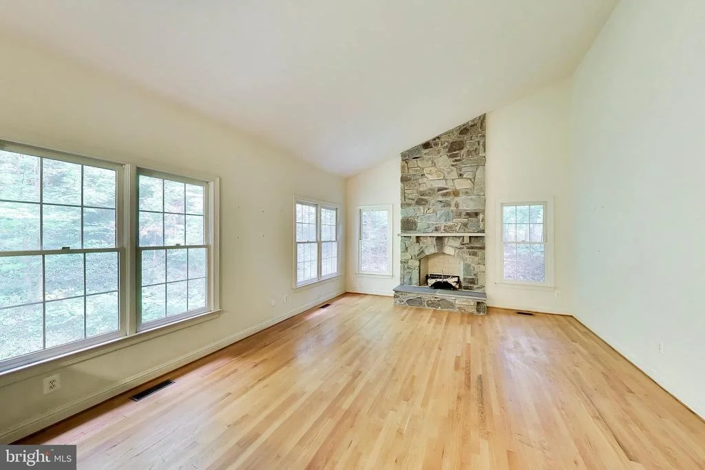 Photo of 6228 GARDEN ROAD