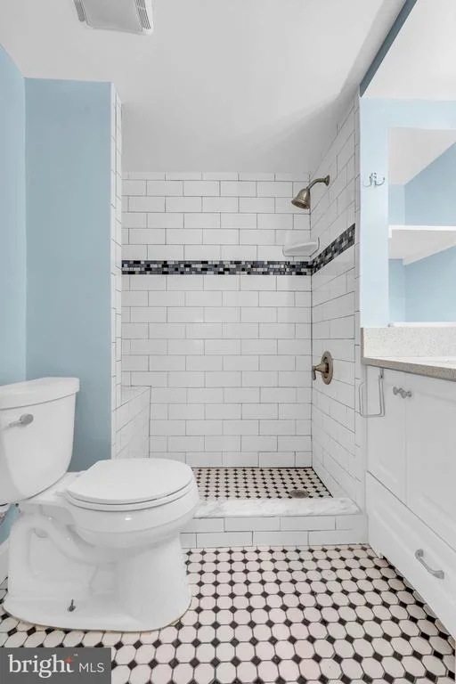 Photo of 6809 BRADDOCK ROAD