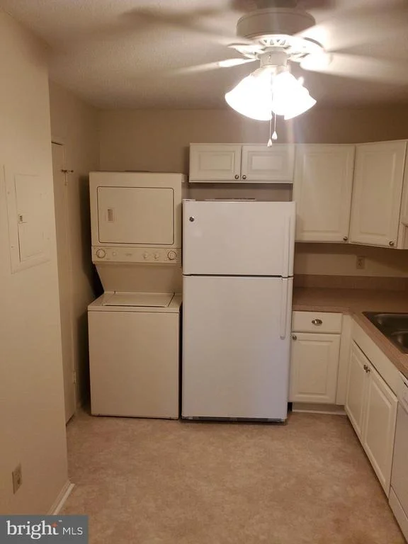 Photo of Unit 1102 at 15101 INTERLACHEN DRIVE