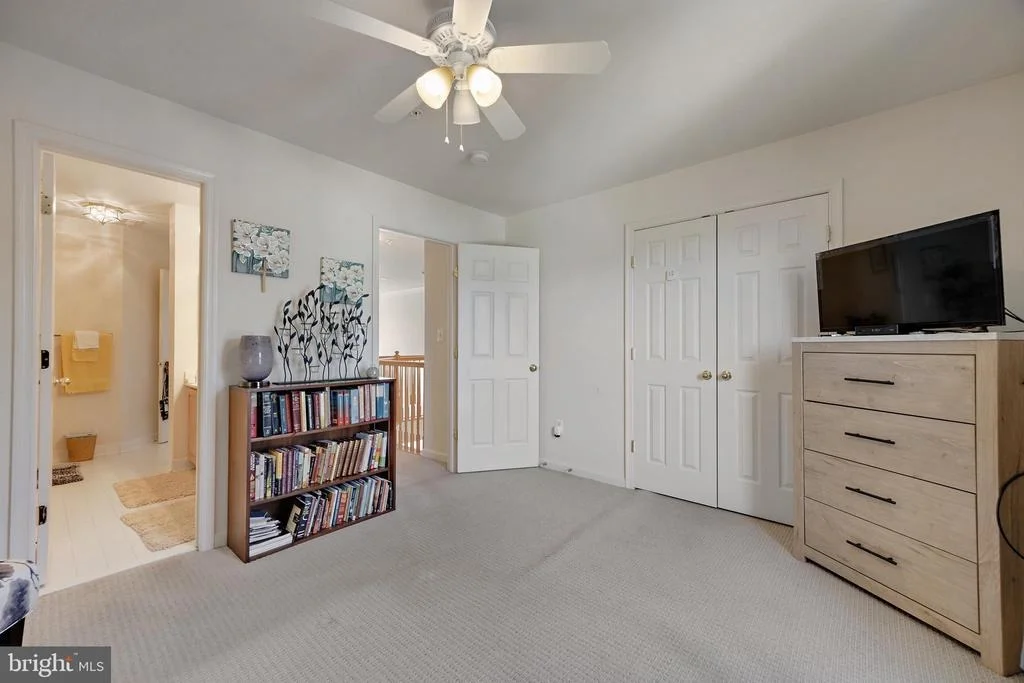 Photo of 4401 HUNTCHASE DRIVE