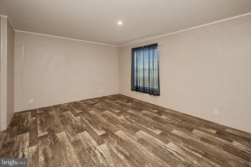 Photo of 635 DENNETT ROAD