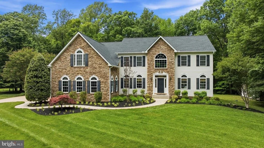 Photo of 3820 LEAFCREST COURT