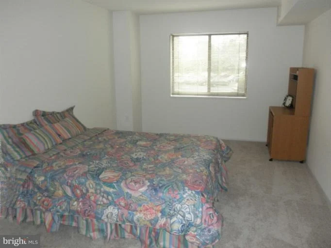 Photo of Unit 4111 at 15100 INTERLACHEN DRIVE