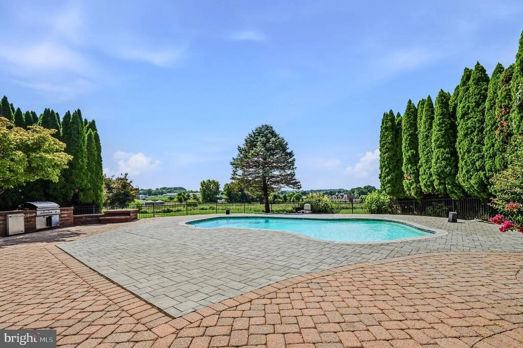 Photo of 264 REGENT CIRCLE