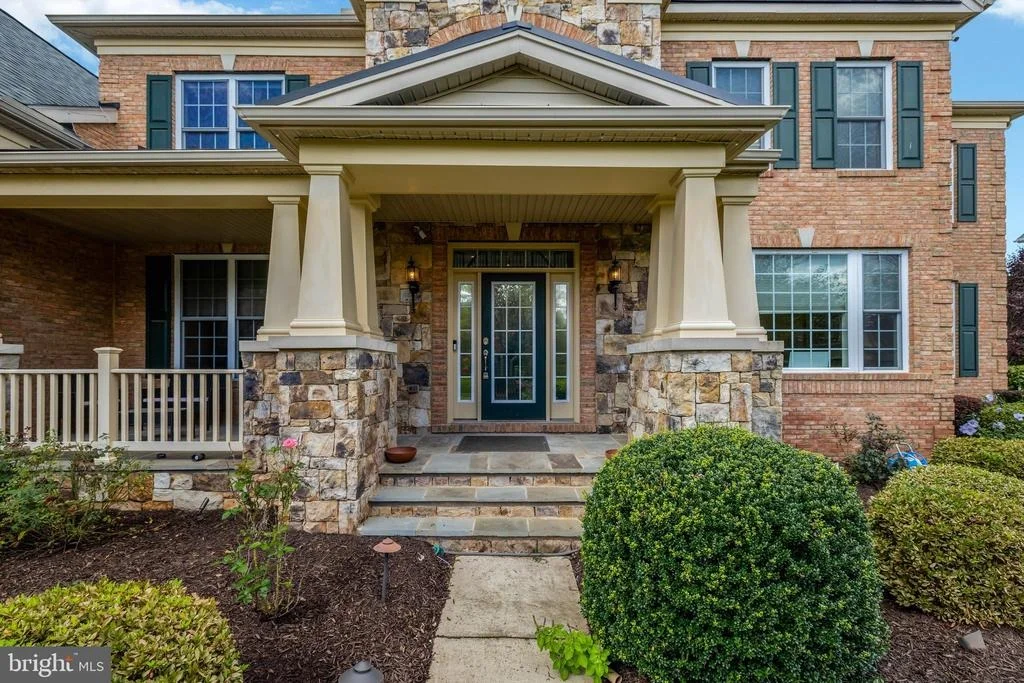 Photo of 24337 EAGLES LANDING PLACE