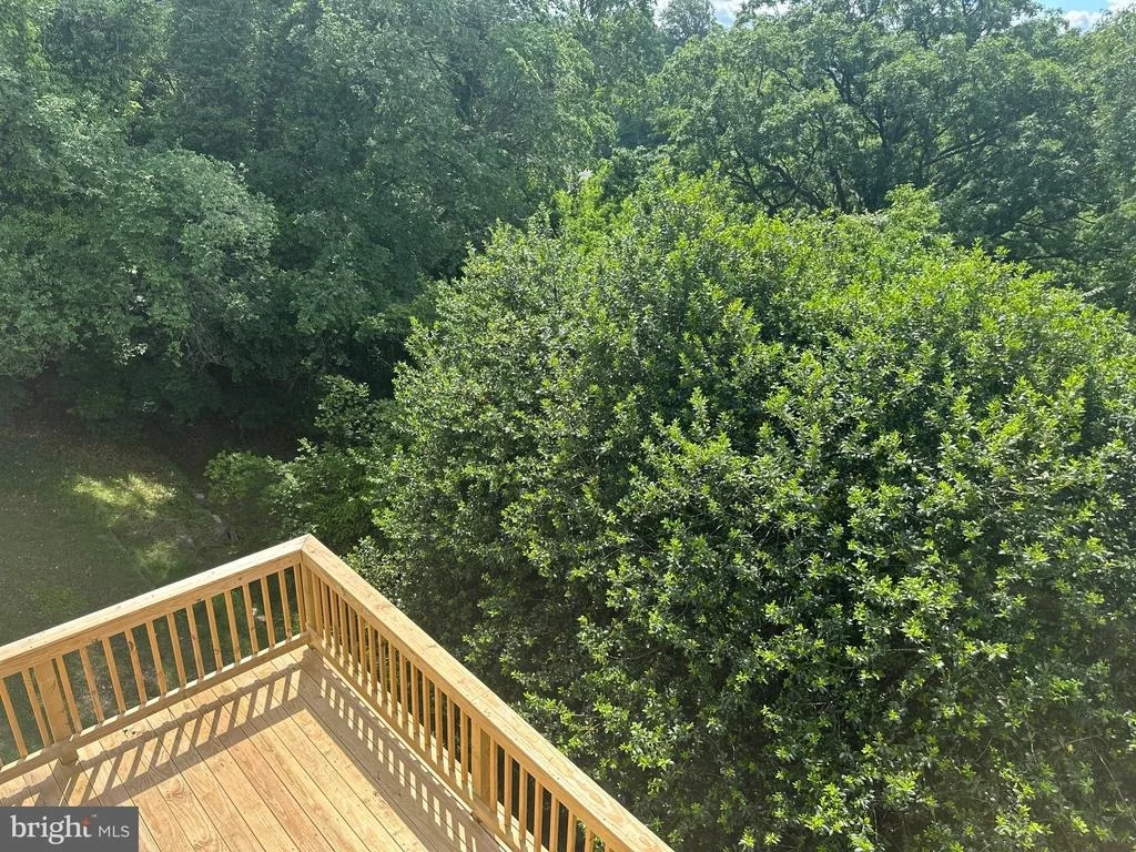Photo of 2528 ELVANS ROAD SE