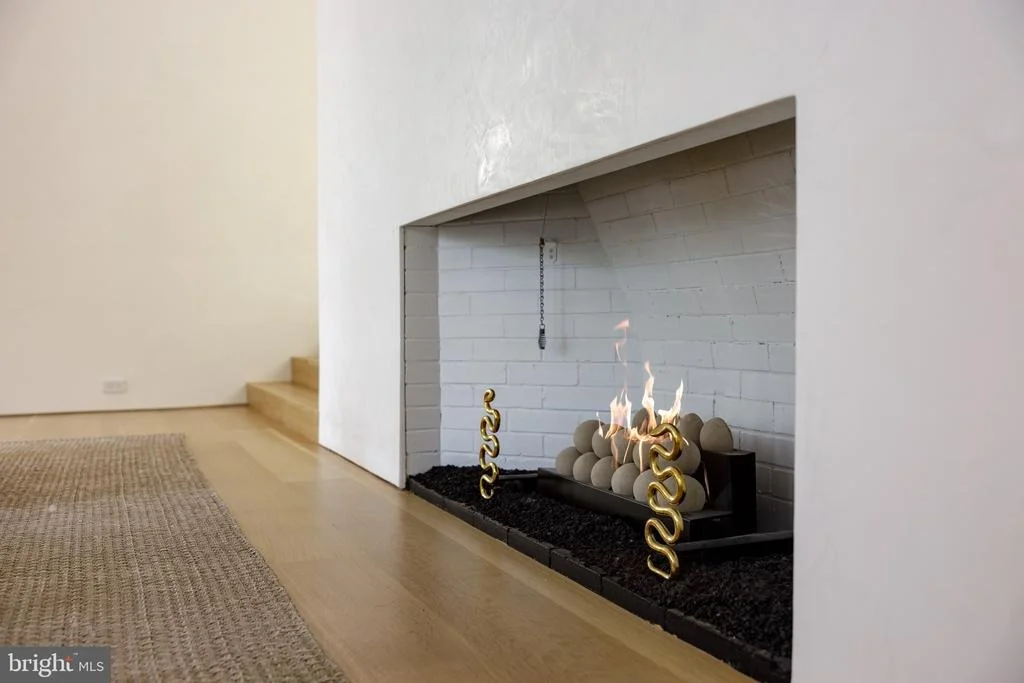 Photo of 7710 GEORGETOWN PIKE