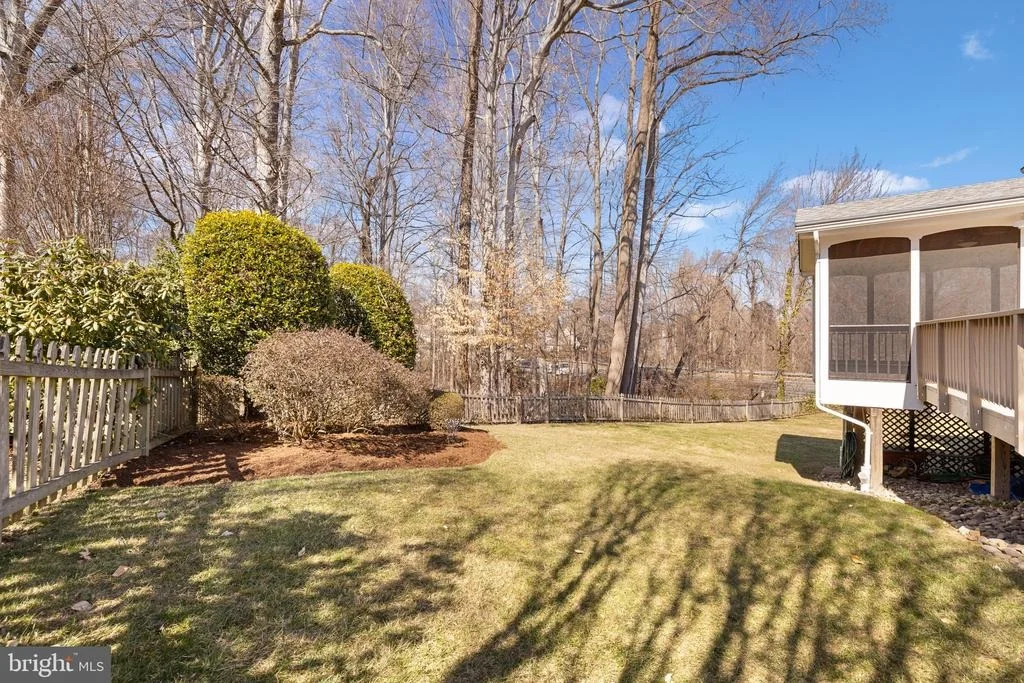 Photo of 6300 GLENBARD ROAD
