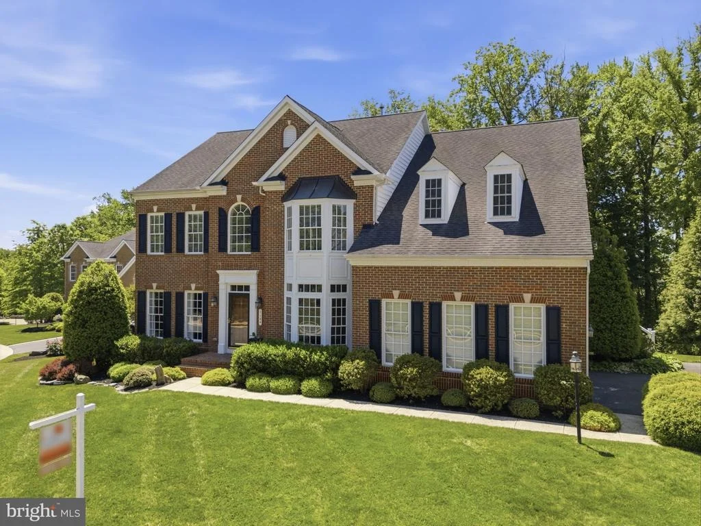 Photo of 1124 OAK TREE DRIVE