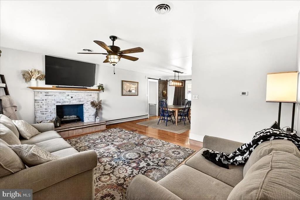Photo of 106 HARVARD ROAD