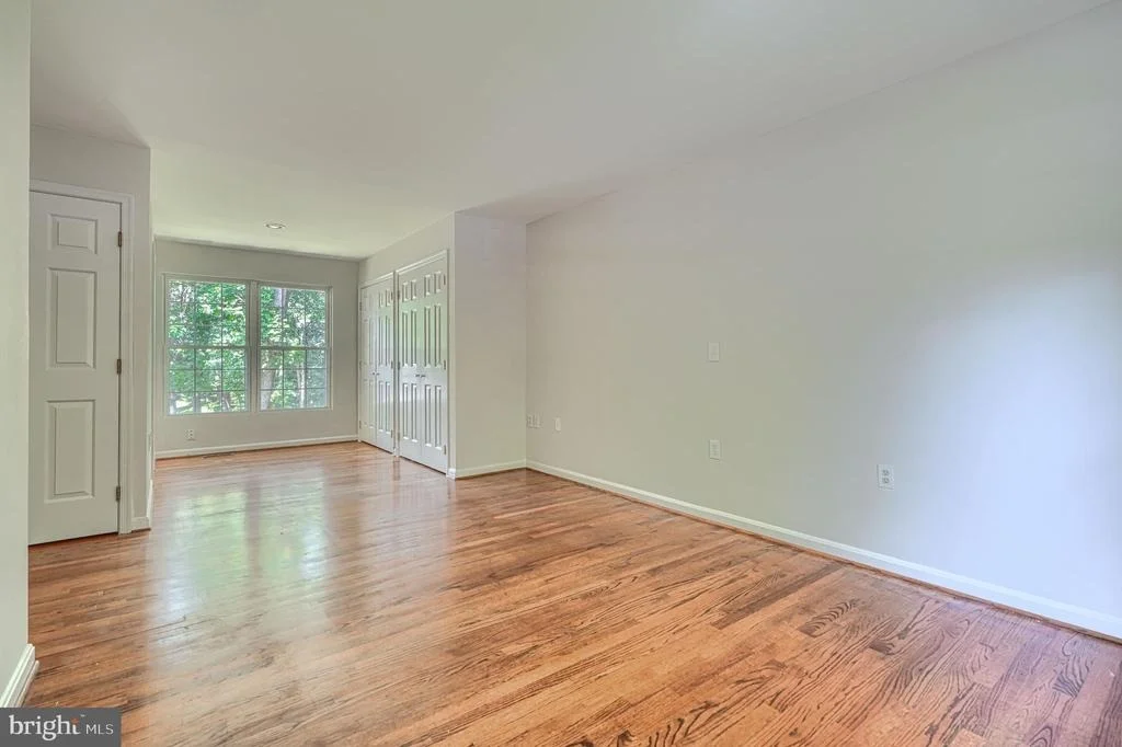 Photo of 1002 MIDVALE AVENUE