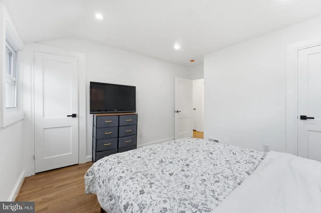 Photo of 4243 HILDRETH STREET SE