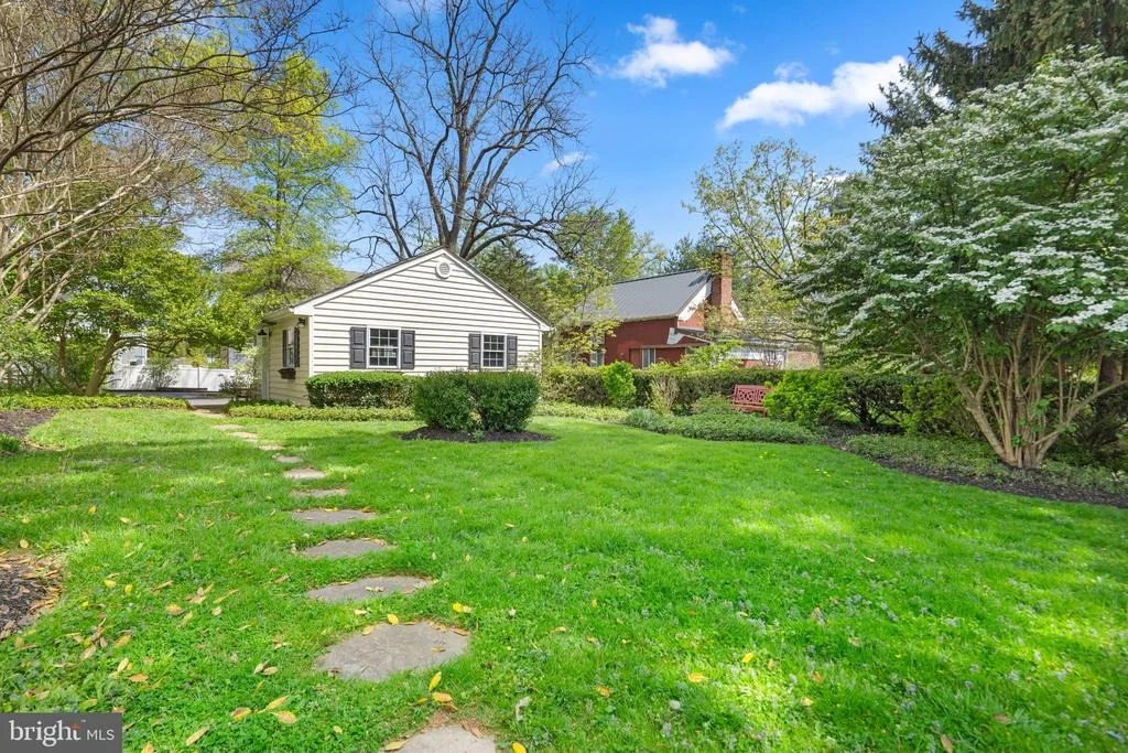 Photo of 108 OLNEY SANDY SPRING ROAD