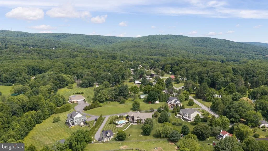 Photo of 8812 YELLOW SPRINGS ROAD