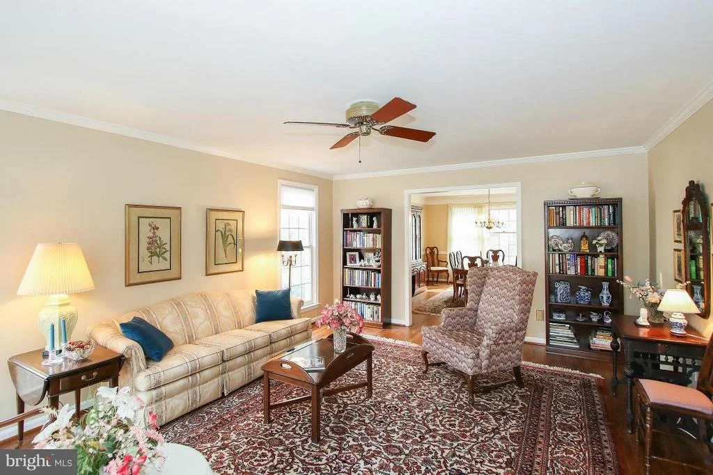 Photo of 11705 SPLIT TREE CIRCLE