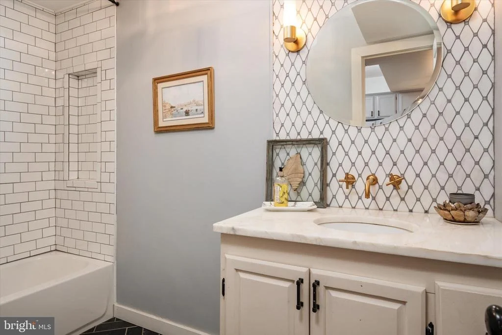 Photo of 934 N FOREST TRAIL