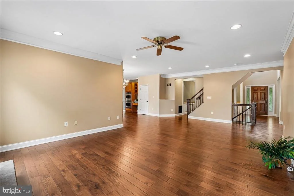 Photo of 320 N CONSTITUTION WAY