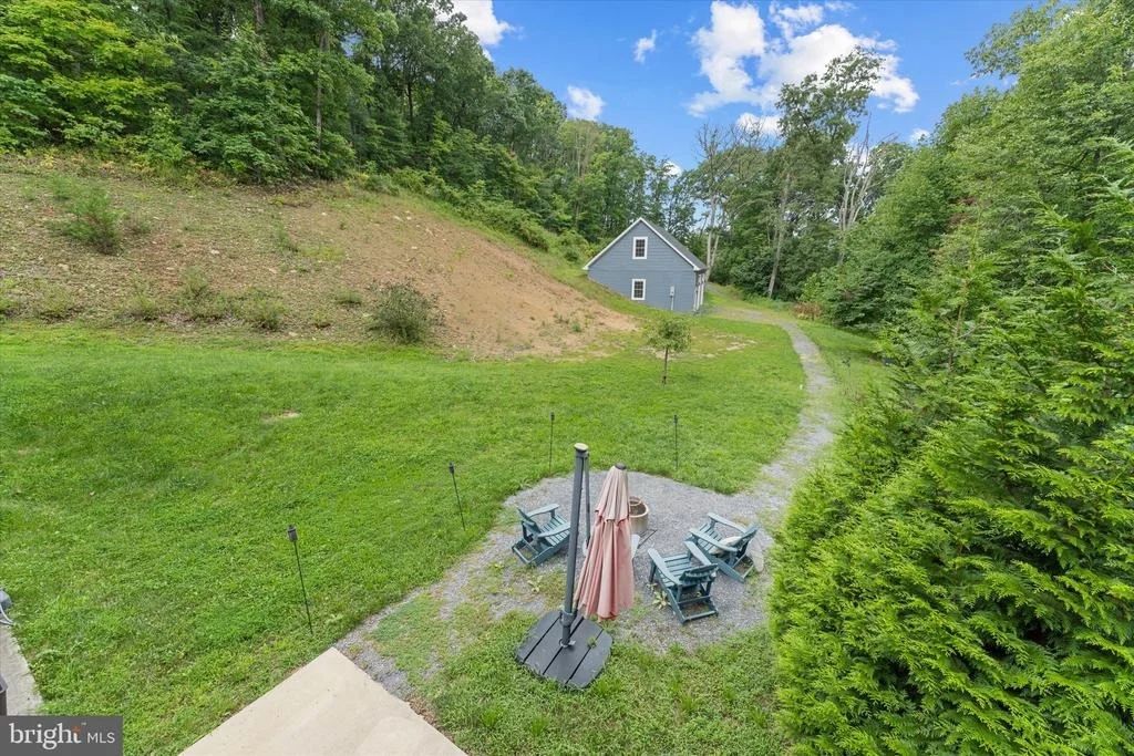 Photo of 236 DELMAS TRAIL