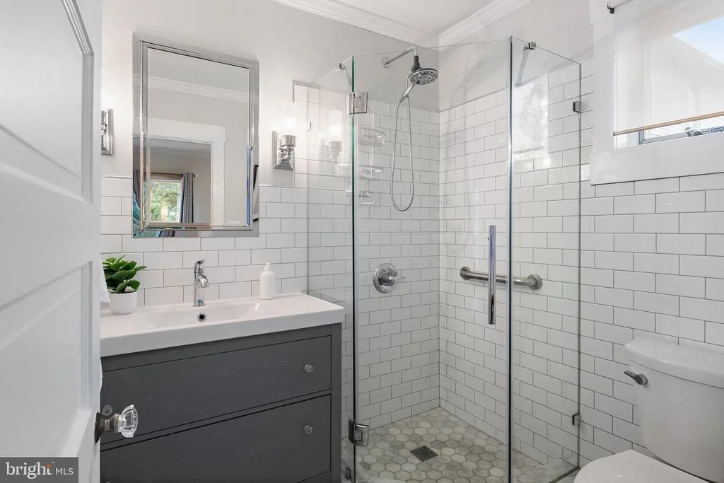 Photo of 122 SMITH AVENUE