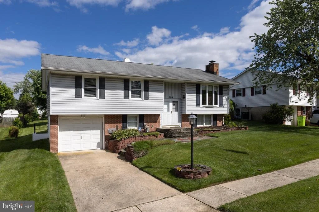 Photo of 709 BAYBERRY ROAD
