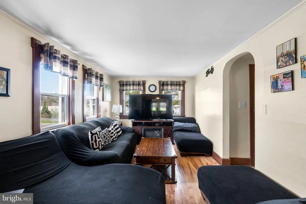 Photo of 7407 RIDGE ROAD