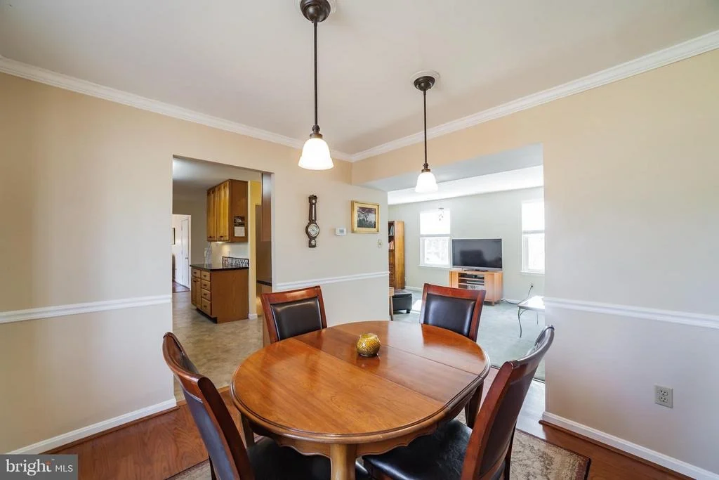 Photo of 8917 ROUNDLEAF WAY