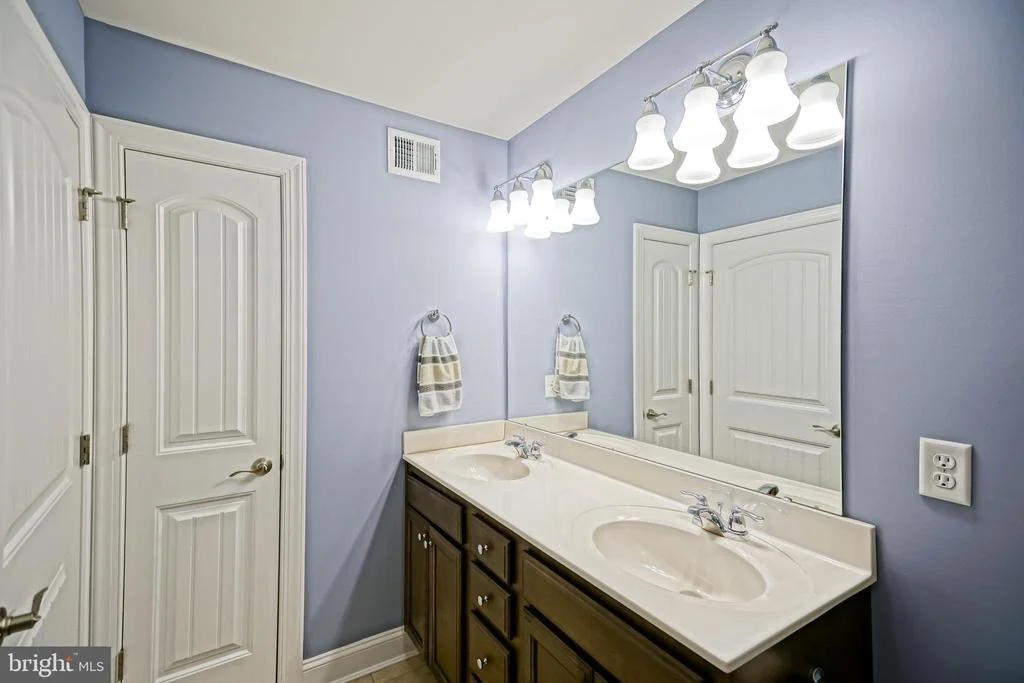 Photo of 33562 UNION CIRCLE