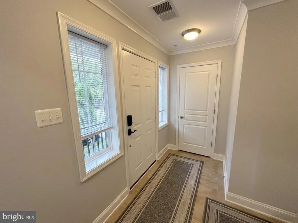 Photo of 367 PARKVIEW AVENUE