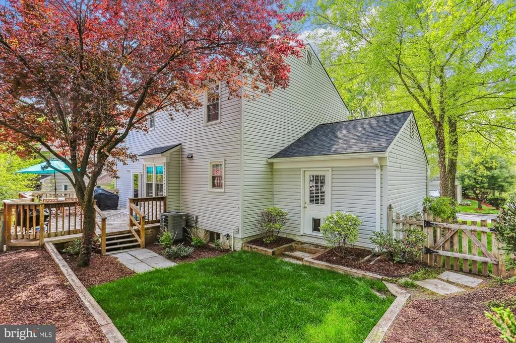 Photo of 14900 RUNNING RIDGE LANE
