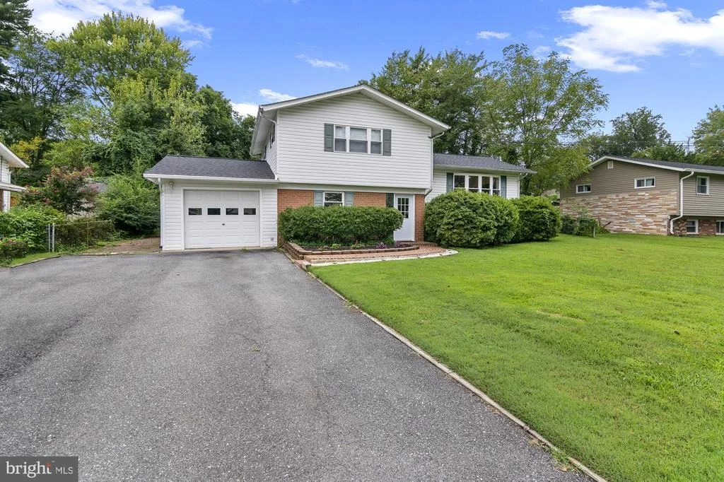 Photo of 7801 KILLEBREW DRIVE