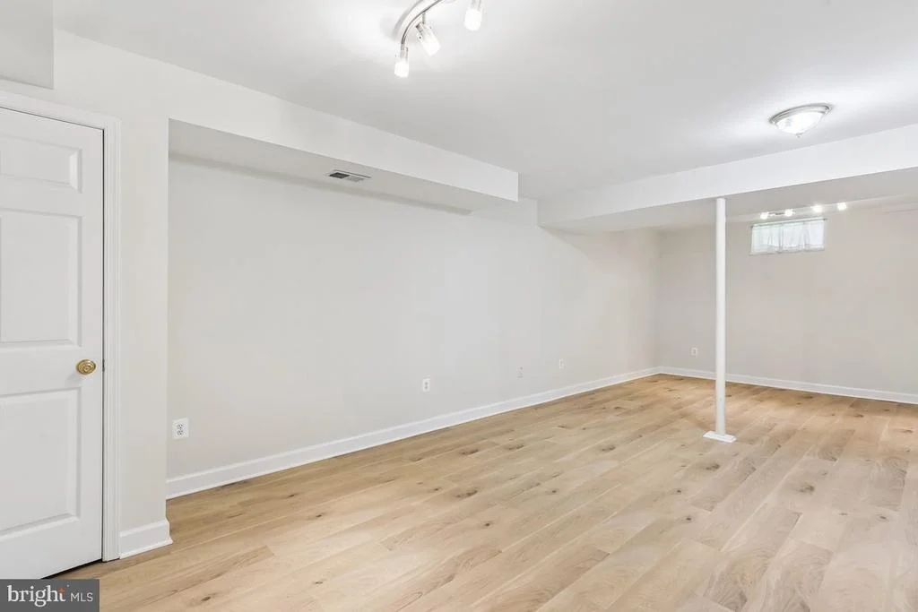 Photo of 17034 BARN RIDGE DRIVE