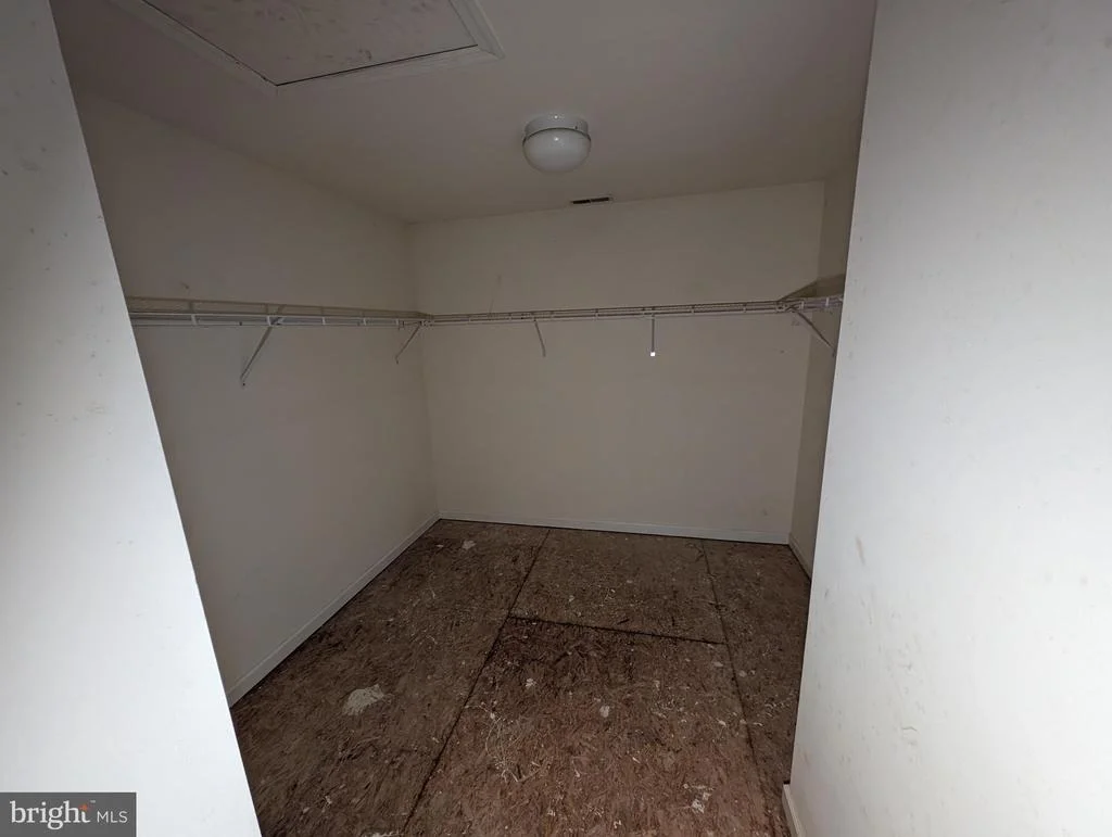 Photo of 32159 RIVER ROAD