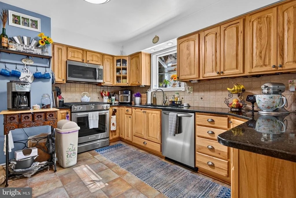 Photo of 367 HOLLY ROAD
