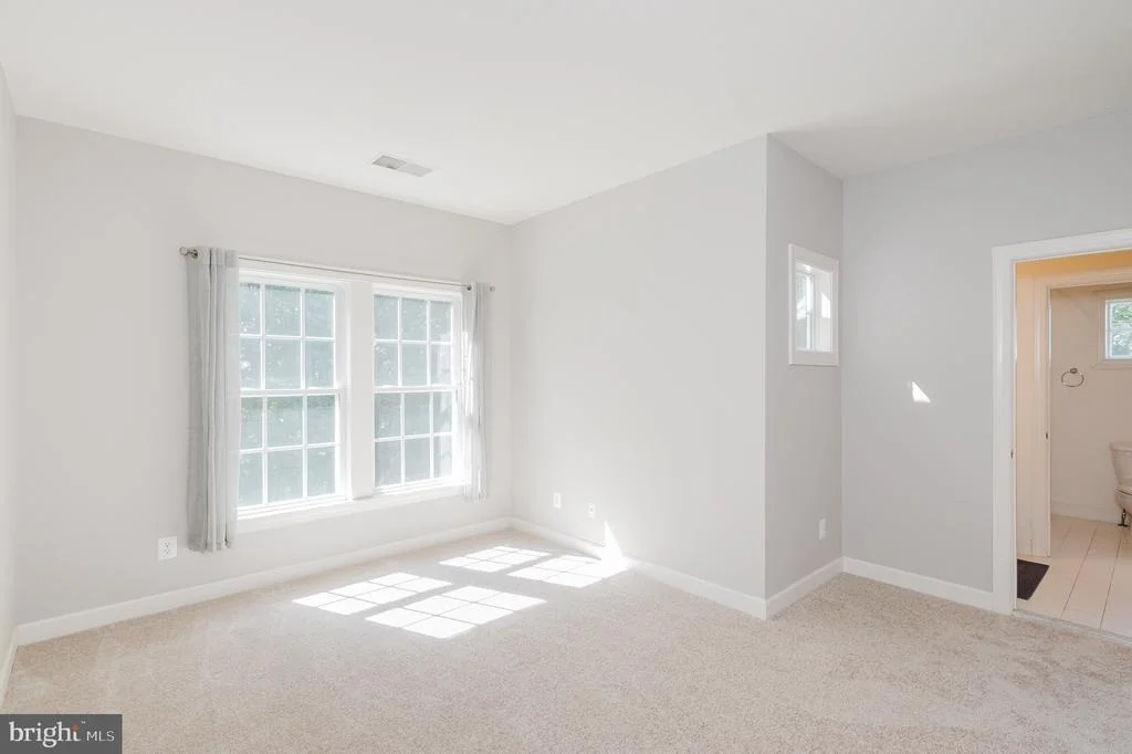 Photo of 105 BOWER LANE