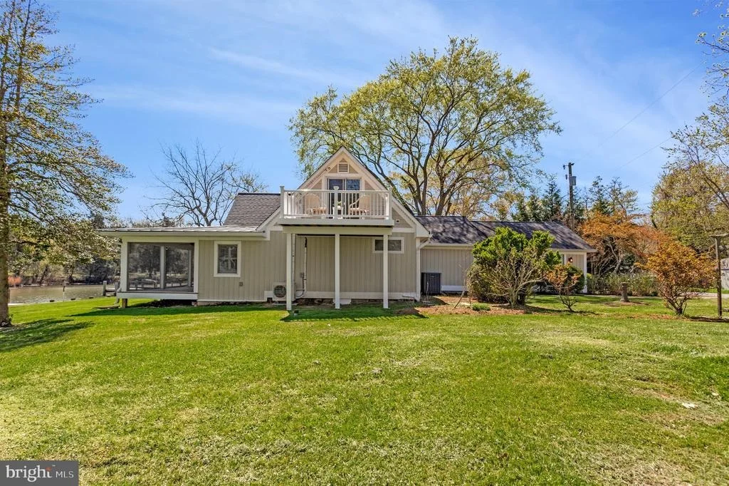 Photo of 1268 HAYES ROAD
