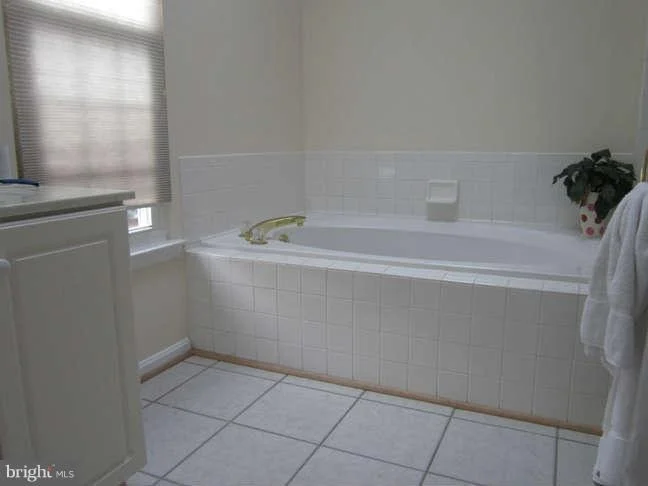 Photo of 12910 MCCUBBIN LANE