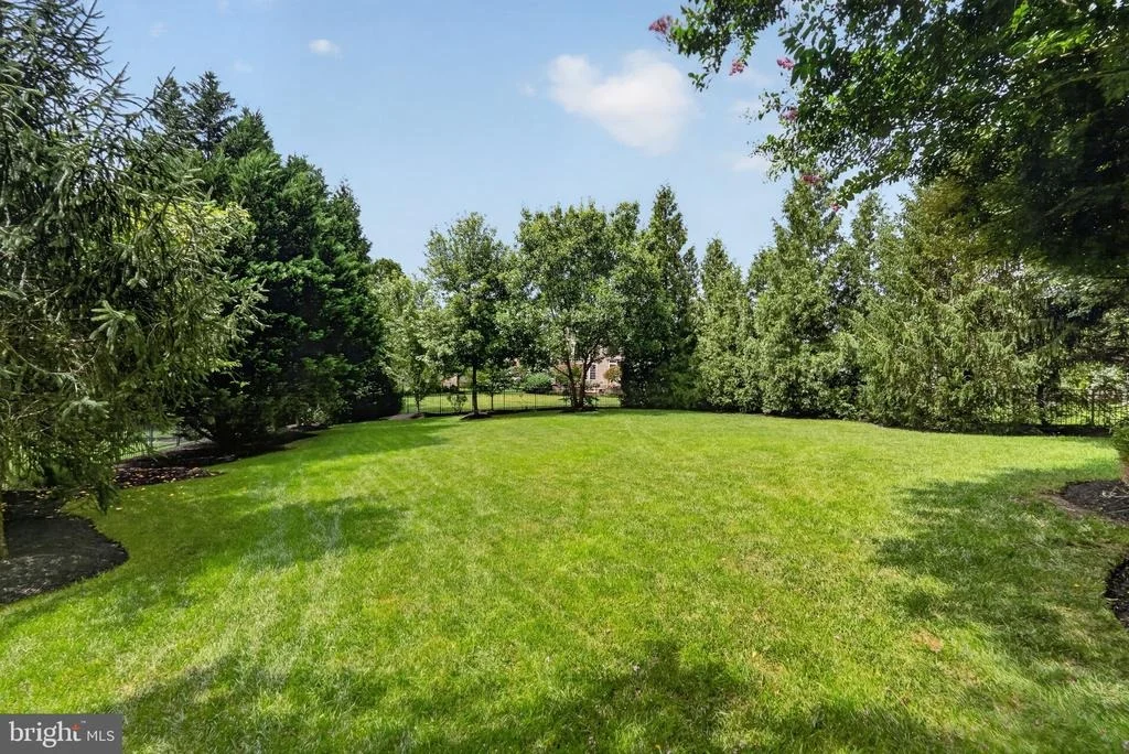 Photo of 6518 DEBHILL LANE