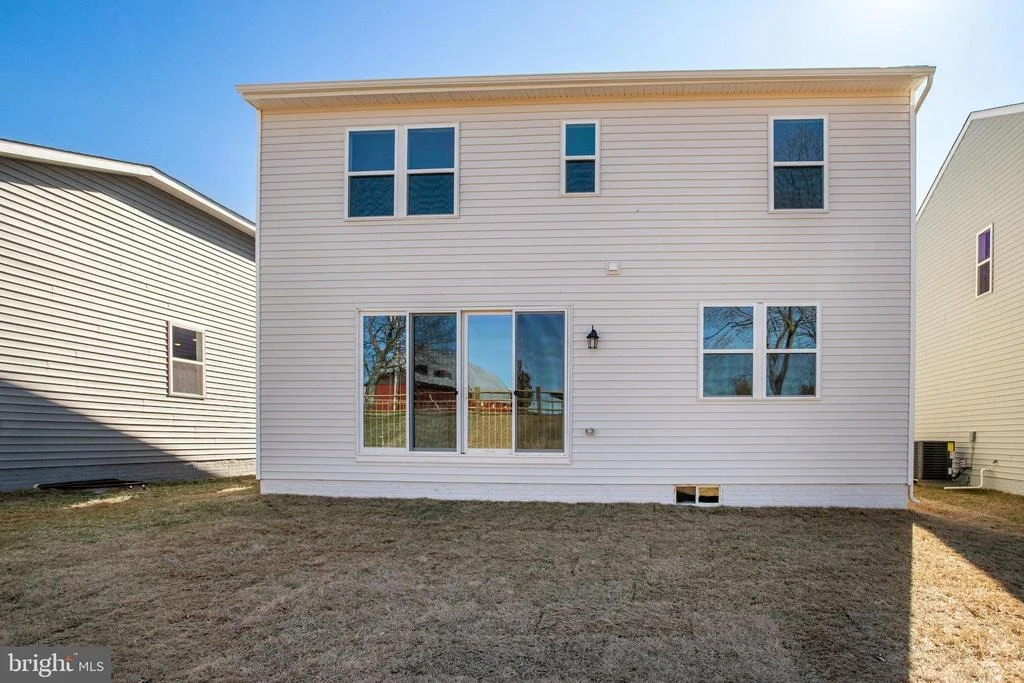 Photo of 611 CLOVER LANE