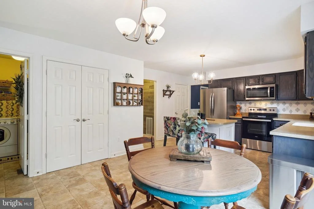 Photo of 5230 KINGSBROOK DRIVE