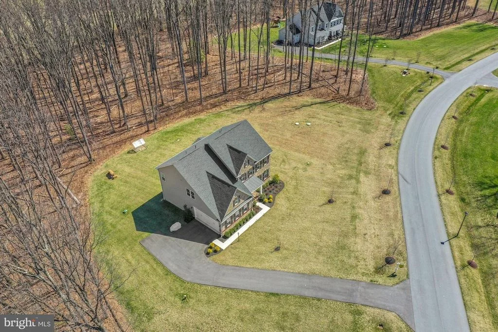 Photo of 137 GREENTREE FARM DRIVE