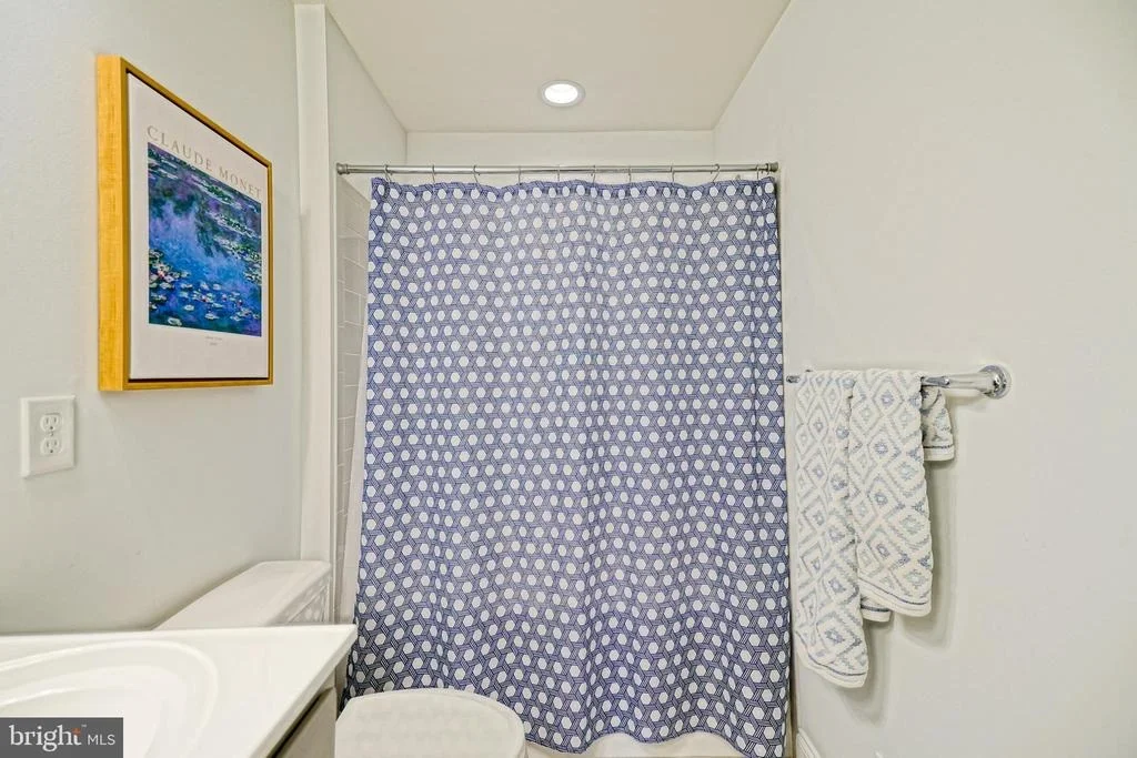 Photo of 33285 MAGGIE LANE